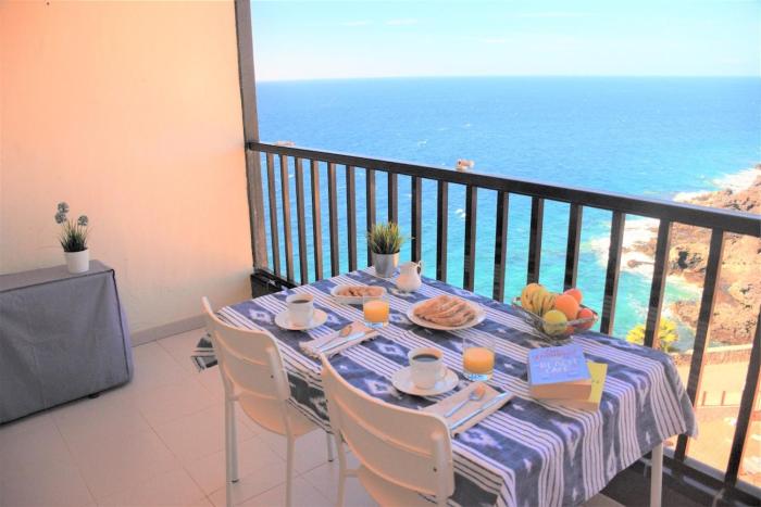 Atlantic ocean views and tranquility