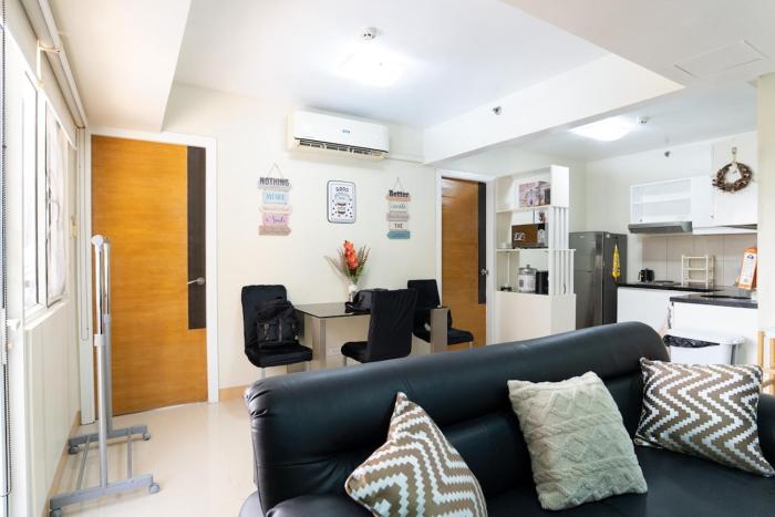 Solemare Parksuites - Condo In Parañaque Near MOA ARENA, SMX CONVENTION CENTER AND DFA MAIN OFFICE