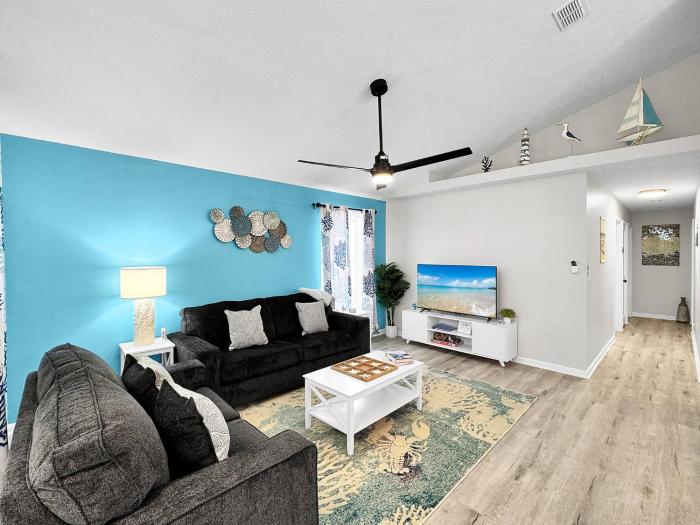 1.2 mi to Beach | 15min to Pier Park | Pool Access