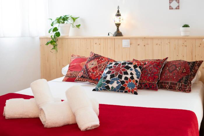 Charming Central Apartment near the Cathedral - 2B