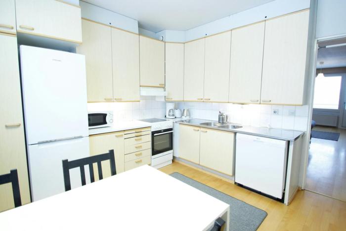 Spacious Apartment for 5