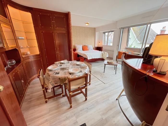 Le Vintage Marin - Studio à 2 minutes à pied de la Plage et du Casino