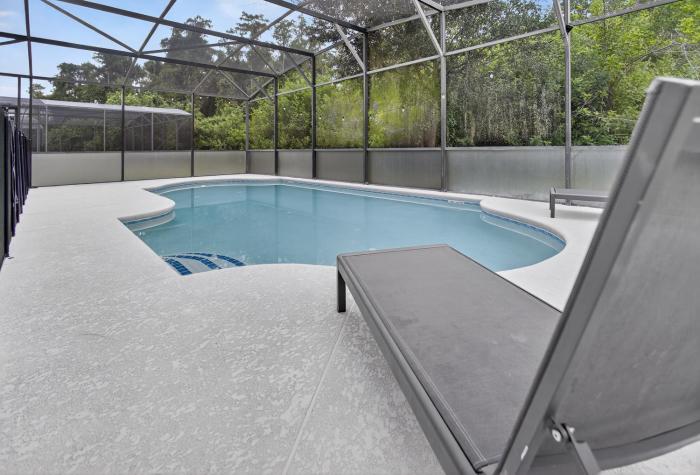 290 LF - BellaVida Cozy 6BR Pool Home