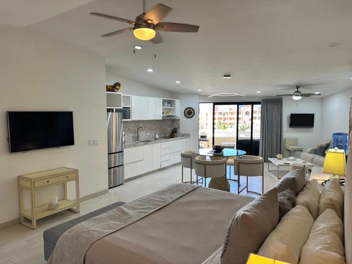 Unit 238 - Casa Amber-OCEAN VIEW-Fully Renovated