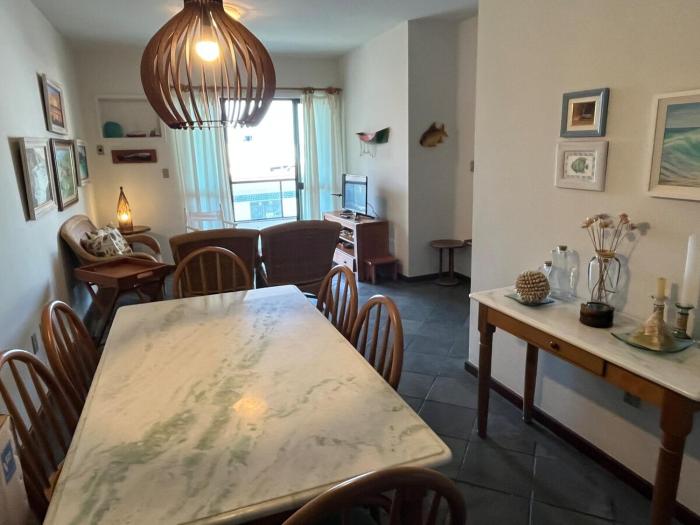 Refúgio na Prainha - Conforto com Dois Quartos e Ar-Condicionado!