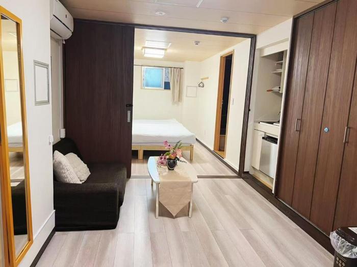 浅草小胎楼 Asakusa Hanahi, Small Tire, 1st Floor, 4-Minute Walk to Asakusa Temple, Direct Subway Access to Narita and Haneda Airports, Private Room