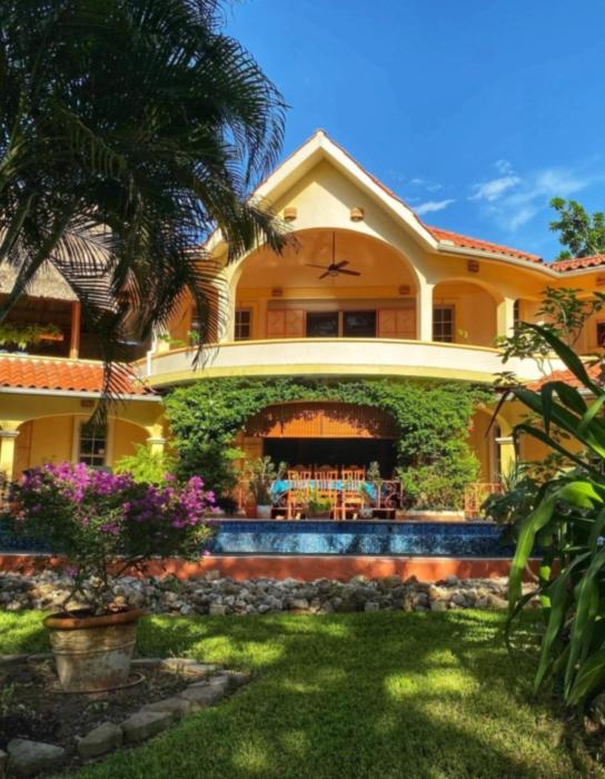 Birders Paradise with Private Pool & Epic Views