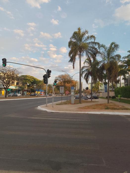Cheguei Brasília