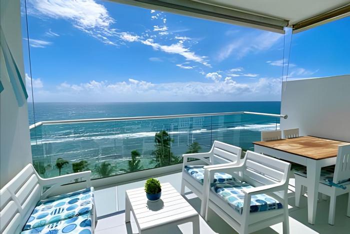 Caribbean Ocean View, 2BDRM Beachfront Apartment