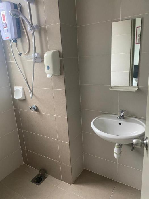 Golden Hills 2 Bedroom Apartment
