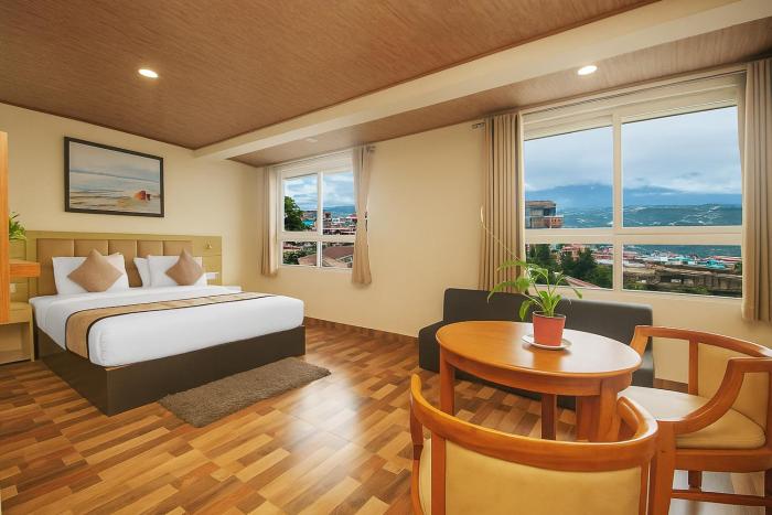 TVD Hotel Polaris Gangtok Near MG Marg