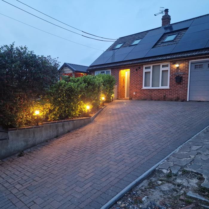 Family-Friendly Bungalow near Salisbury