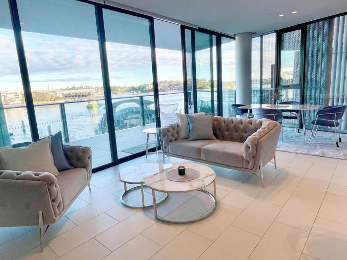 Wharf-Front Luxury Apt Barangaroo 2 Bed 2 Bath
