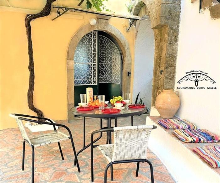 Traditional house in Corfu, kouramades vlg