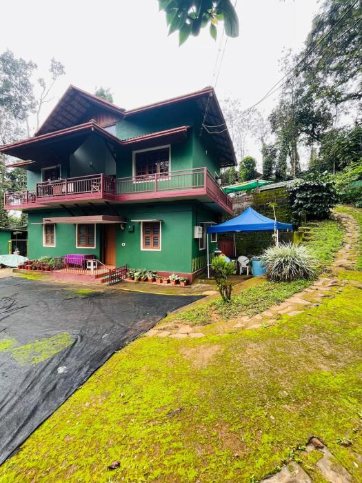 Quiet quarters Estate Stay