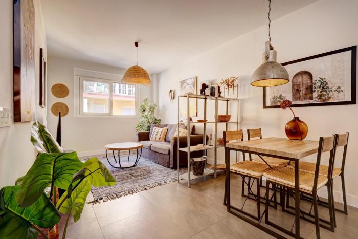 012 New Relaxed 2 Bed Fuengirola City Beach Retreat