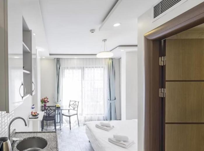 La Tente Rouge Suite