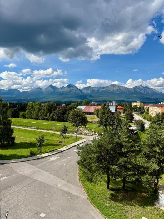 Apartmán Orol s výhľadom na Vysoké Tatry a súkromnou saunou