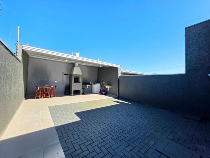 Casa 02 com 2 quartos, churrasqueira 15min centro