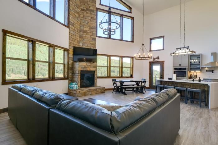 Luxe Ski Escape! Breck Home with Hot Tub and Game Room