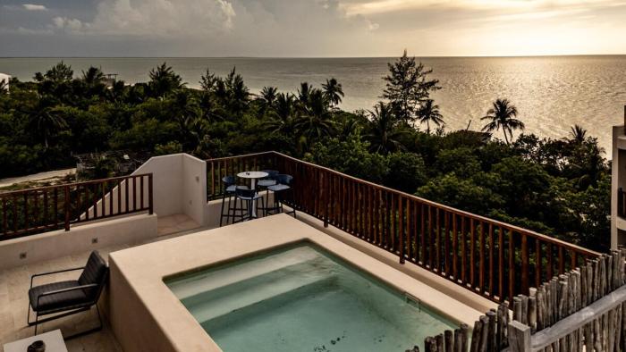 Oceanview Penthouse w Private Pool