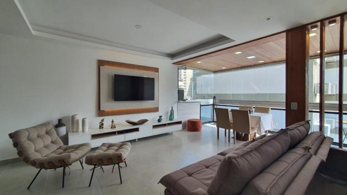 Ipanema tower modern flat at Ipanema beach