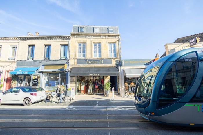 2 Studios 30 et 20 m2 proche parc et Tram D Le Bouscat tres lumineux