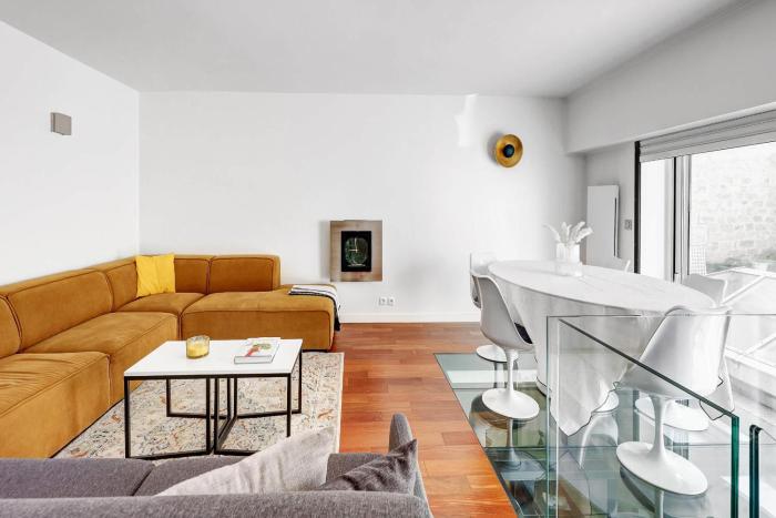 BM -Lumineux et Pratique Pied a Terre Quartier Sebastopol