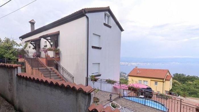 Family-friendly apartments with swimming pool Lovran, Opatija - 24675