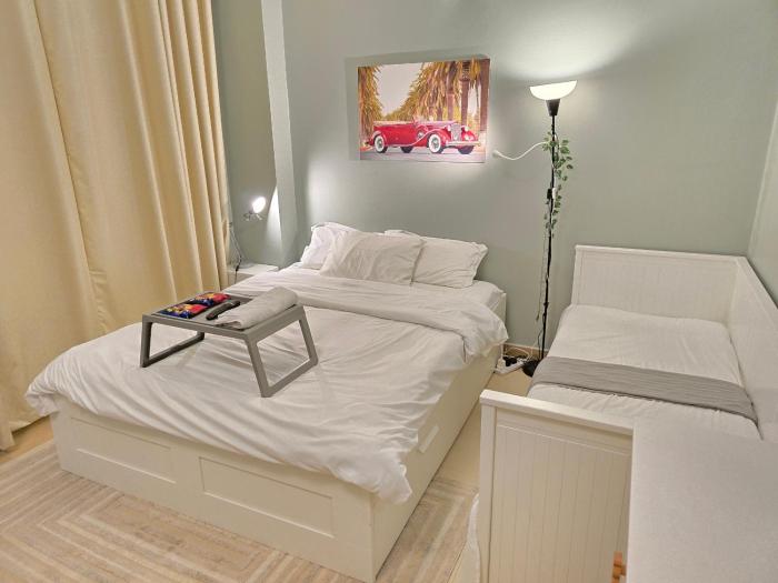 Modern Studio Near Dubai World Trade Centre