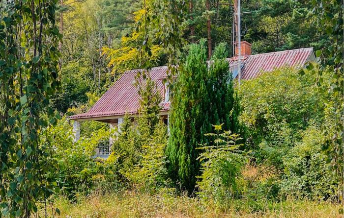 Gorgeous Home In Väversunda With House Sea View