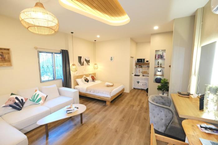 Rock Reef Minimal Home