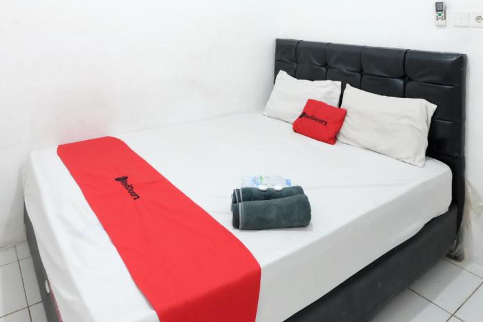 RedDoorz near Bigmall Samarinda 2