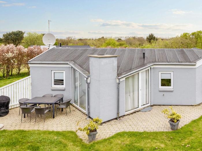 6 person holiday home in Vestervig-By Traum