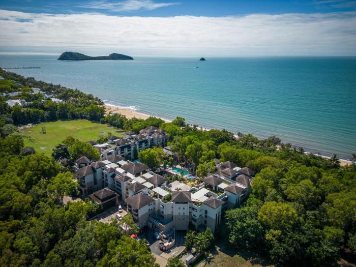 Belle Escapes 218 Luxury Beachfront Resort in Palm Cove