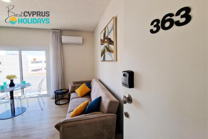 Kitieos Central Apartment with Sea View