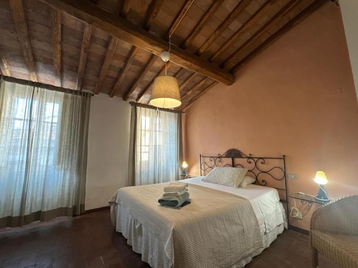 Nido sui tetti di Lucca, romantico e centralissimo