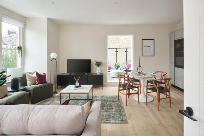 Fulham - Hestercombe House by Viridian Apartments