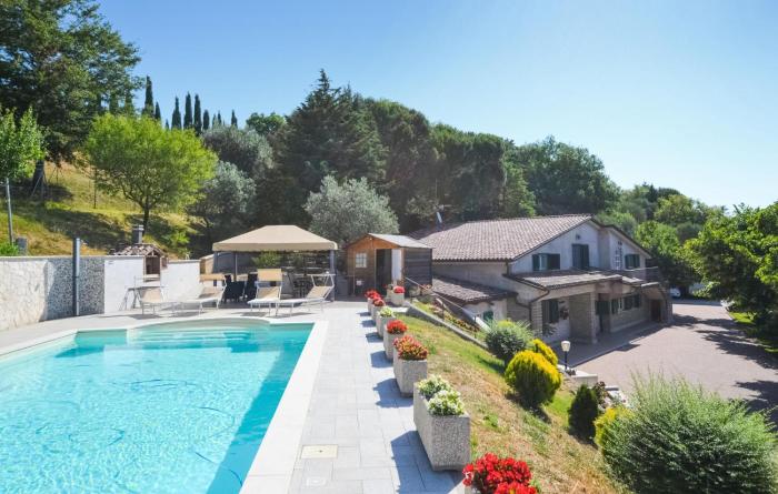 Amazing Apartment In Magione