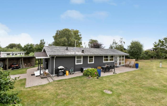 Awesome Home In Frederikshavn With Wifi