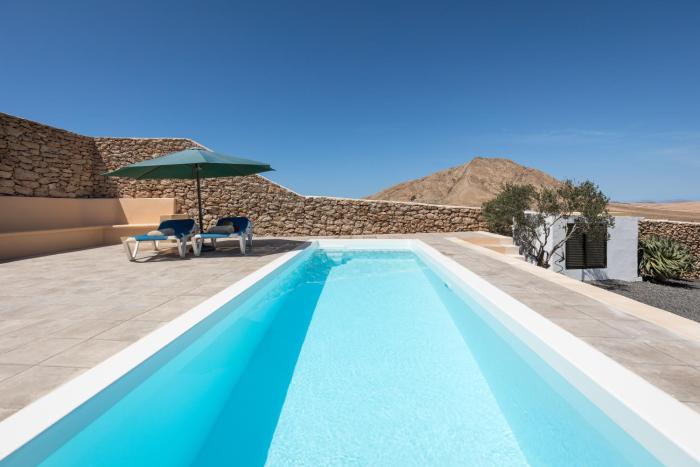 Casa Marisa with Heated Pool & Garden