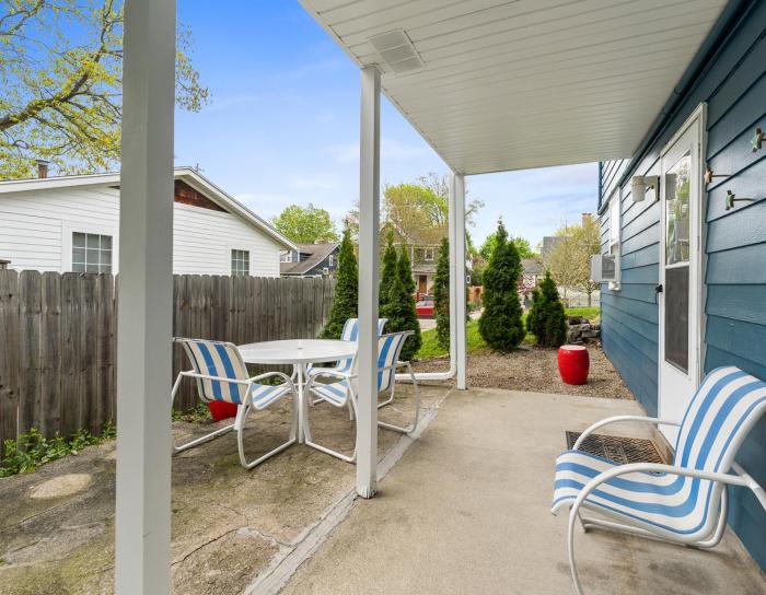 30 Day Rental - Walking Distance to Grand Haven