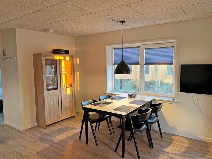 803-Hvide-Sande-Havnegade-2-1-B