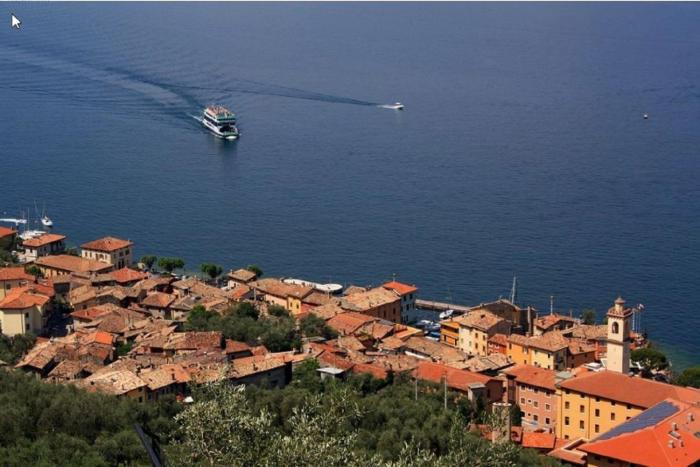 Apartments Parolotti