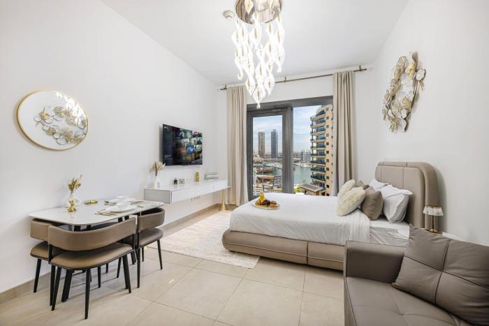 Sparkle Tower by Swarovski, Full Marina View, 2min JBR & Metro, Sleeps 4