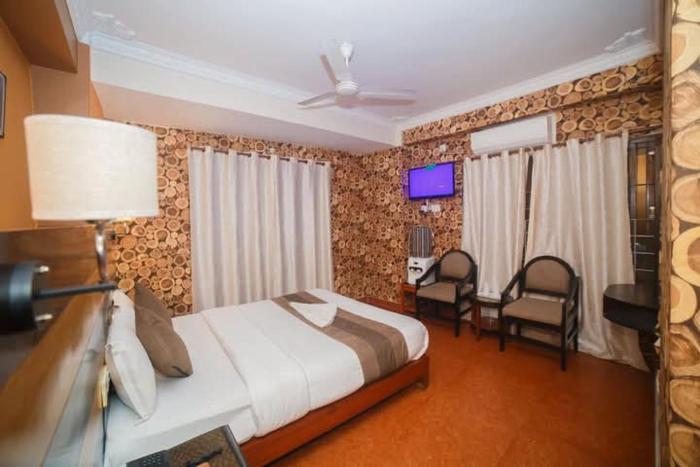 hotel pokhara manaslu