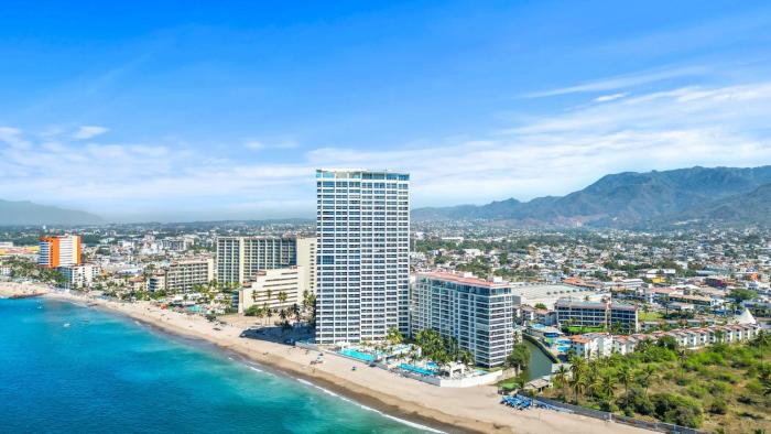 Magnificent view from the floor 26