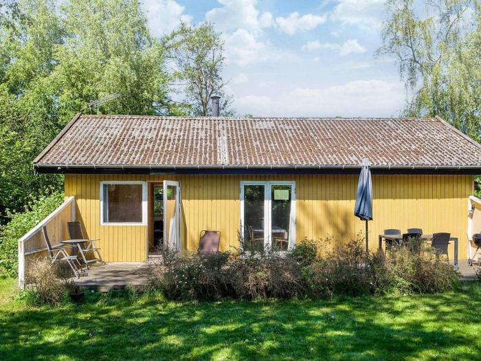 6 person holiday home in Højby-By Traum