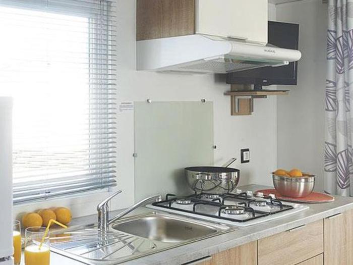 Mobil-home cosy 3 chambres avec terrasse - API-1-52-772