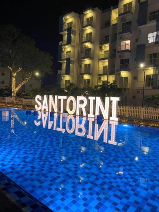 Santorini Blue Sapphire - Luxury 3BR Theme Park Resort Apartment - Negombo
